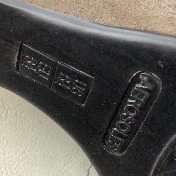 Aersoles grey suede boots - Picture 4 of 8